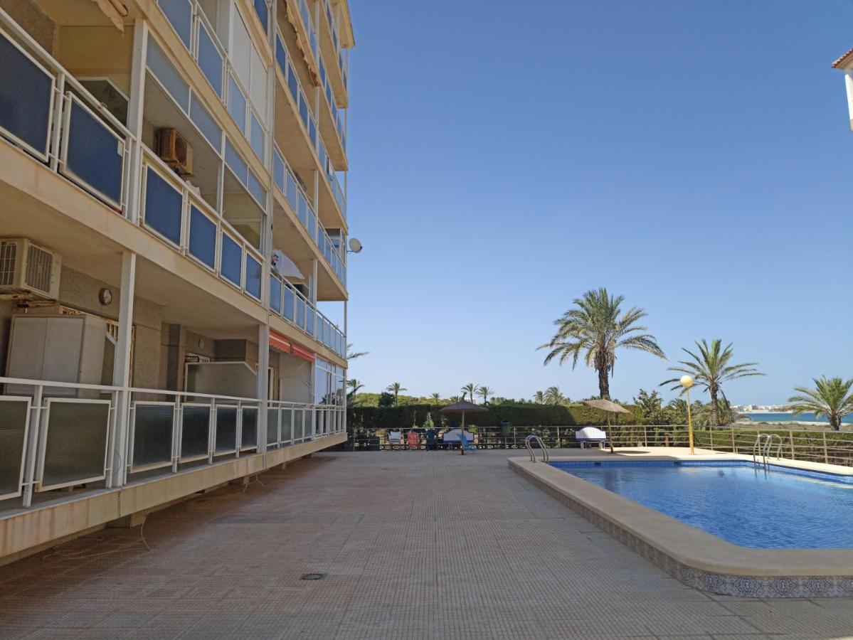 Torrevieja Junto Cala Ferris Apartment Екстериор снимка